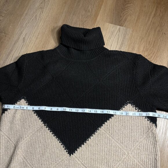 Tuckernuck Black & Tan Diamond Demi Turtleneck sweater size L large Hyacinth - Picture 8 of 10